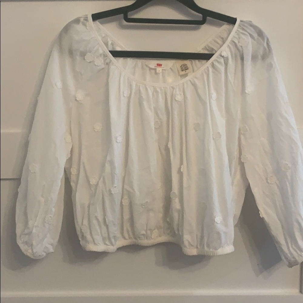 Levi’s floral cropped blouse
